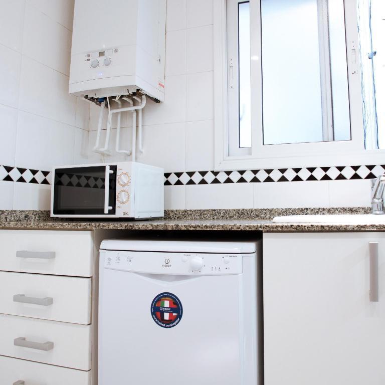 Alguera Apartments Napols Барселона Номер фото