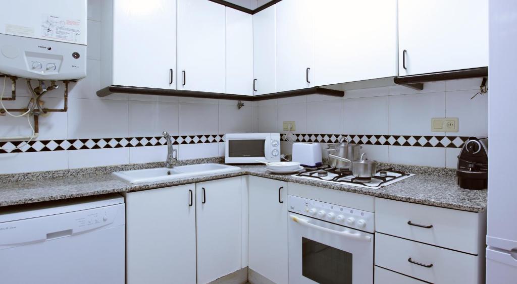 Alguera Apartments Napols Барселона Номер фото