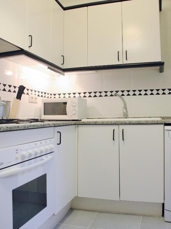 Alguera Apartments Napols Барселона Номер фото
